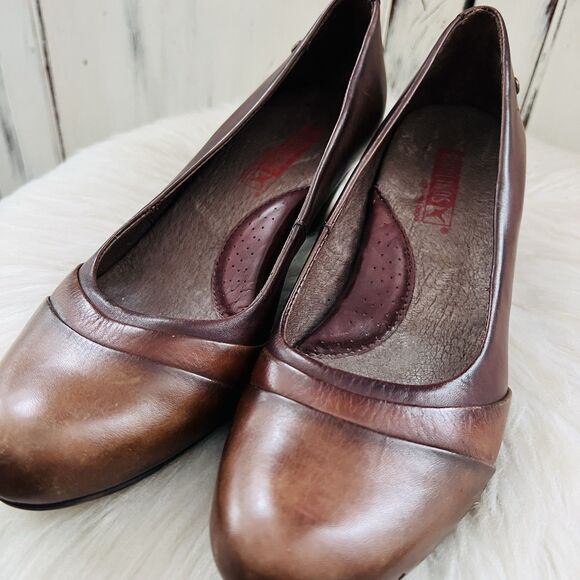 PIKOLINOS Two-Tone Brown Heels - Picture 2 of 6
